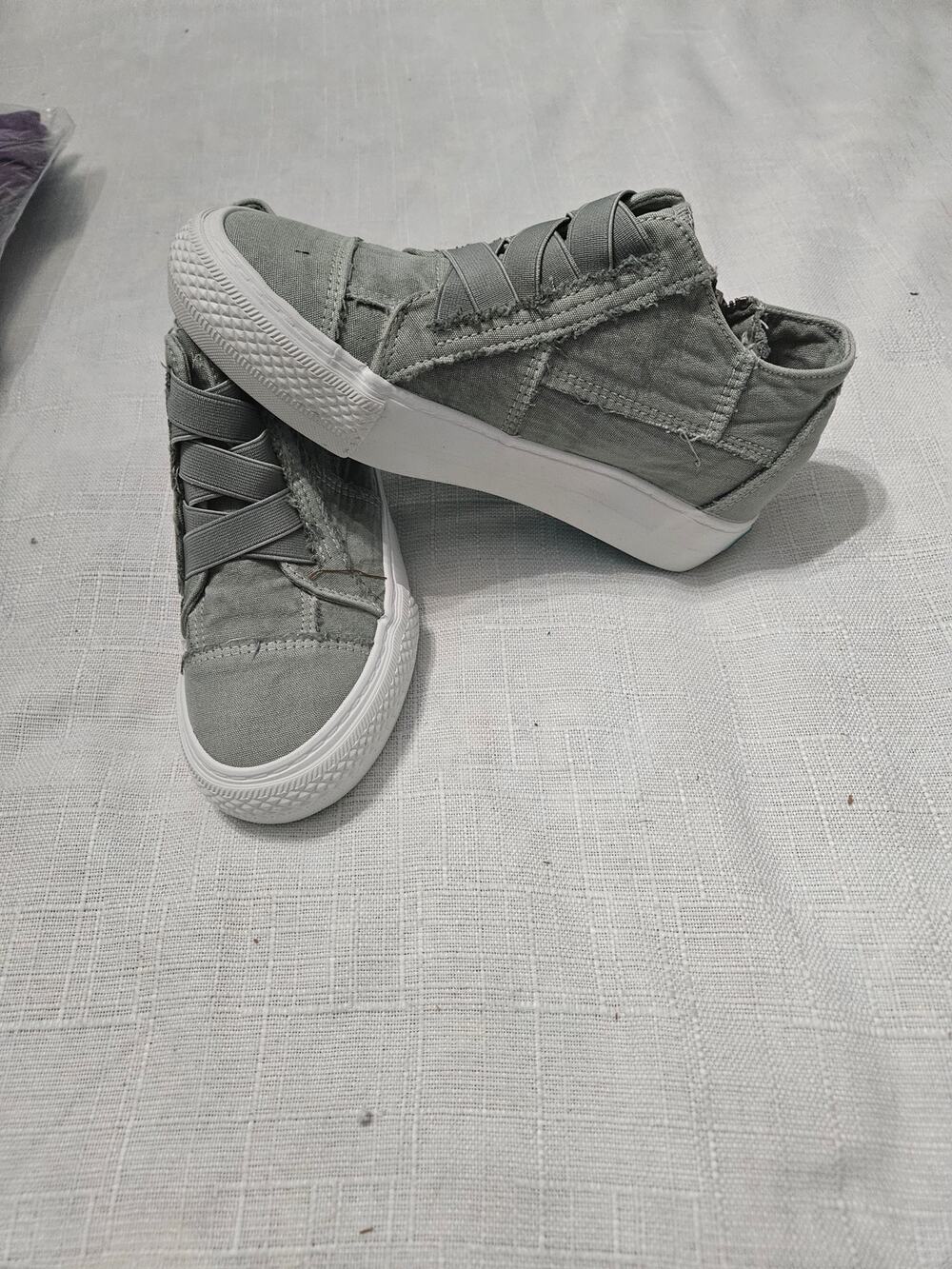 Blowfish Malibu Mamba Sweet Gray Mids 8 Medium